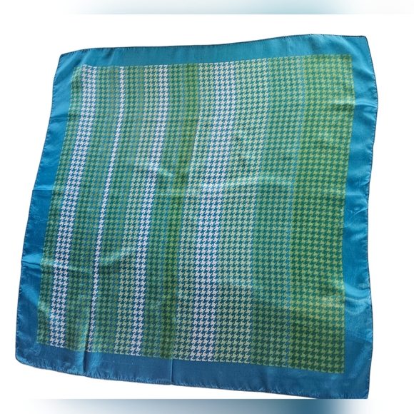VTG Blue & Green Hounds Tooth Scarf | SZ 20" Sq - Picture 1 of 8